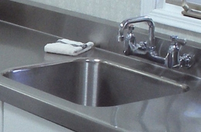 Advance Tabco TA11BRE Sink Option For Laundry & Utility Room Countertop, 20 x 16 x 12-in