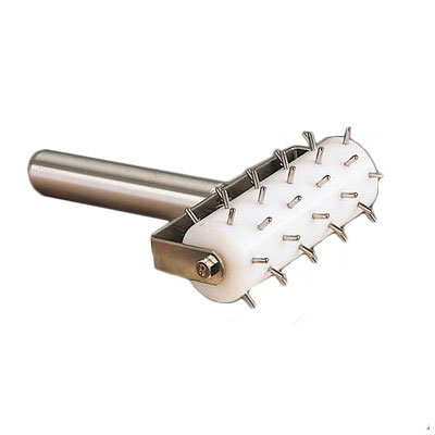 American Metalcraft DD5704 Dough Docker, 5 in Wide, Plastic Wheel, Stainless Pins