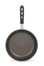 Vollrath 67808 8" Wear-Ever Aluminum Fry Pan - PowerCoat2 Non-Stick